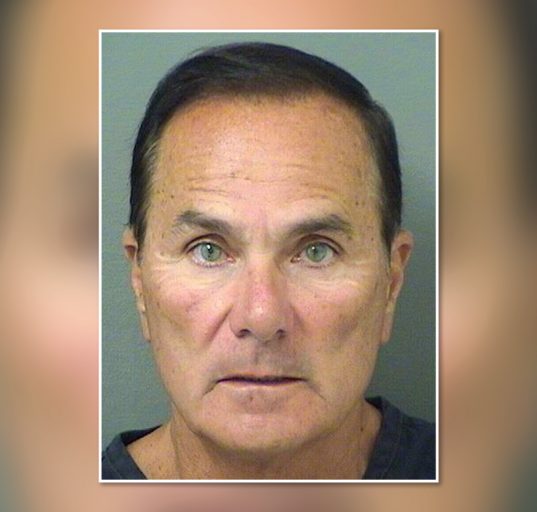 De acordo com os investigadores, Caruso, que liderou equipes de escoteiros e foi técnico de crianças por mais de 30 anos (Foto: Palm Beach County Jail)