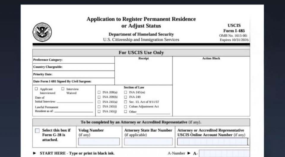 Quem pretende protocolar uma solicitação migratória nas próximas semanas deverá verificar no site do USCIS qual é a versão vigente do documento (Foto: Reprodução Redes Sociais)