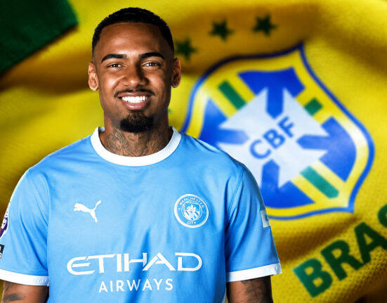 Allan, ex-jogador do Palmeiras e atualmente no Manchester City, é uma das novidades da lista de Ancelotti (Foto: Manchester City)